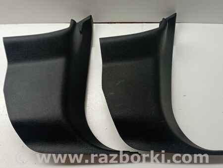 ФОТО Накладка обшивка стойки передней правой для Jeep Grand Cherokee Киев