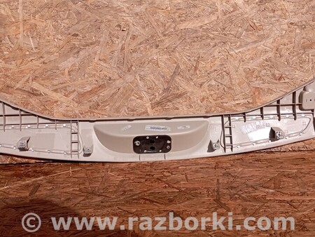 ФОТО Накладка порога багажника бежевая для Jeep Grand Cherokee Киев