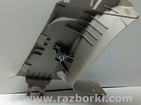 ФОТО Обшивка задней правой стойки бежевая для Jeep Grand Cherokee Киев