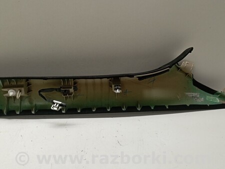 ФОТО Обшивка накладка левой стойки лобового стекла для Jeep Grand Cherokee Киев