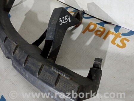 ФОТО Кронштейн бампера переднього права сторона для Renault Grand Scenic Киев