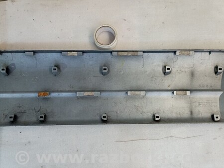 ФОТО Молдинг двери передней правой для Suzuki Grand Vitara Київ