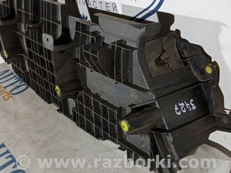 ФОТО Воздуховод дефлектор радиатора нижний повітропровід дефлектор радіатора для Lexus GS Киев
