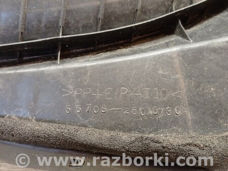 ФОТО Жабо под лобовое стекло для Toyota Hiace Киев