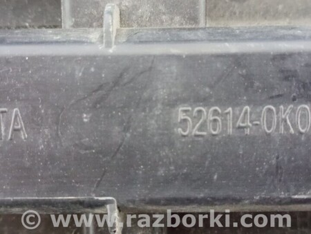 ФОТО Абсорбер бампера переднього два кріплення для Toyota Hilux Киев