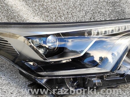 ФОТО Фара передняя правая для Toyota Hilux Киев