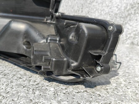 ФОТО Фара передняя правая для Toyota Hilux Киев