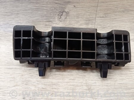 ФОТО Кронштейн кріплення направляюча переднього бампера правий для Hyundai i20 Киев