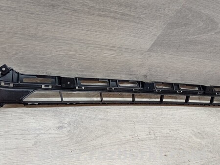 ФОТО Решетка бампера переднего нижняя для Hyundai i20 Киев