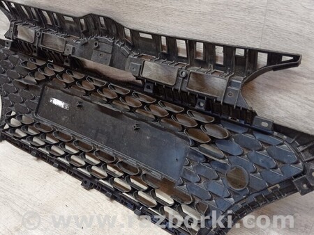 ФОТО Решетка радиатора бампера переднего для Hyundai i20 Киев