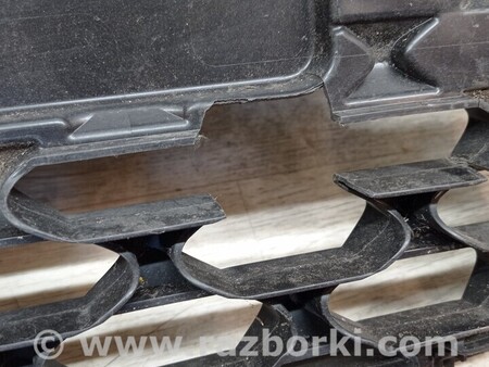 ФОТО Решетка радиатора бампера переднего для Hyundai i20 Киев