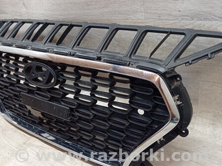 ФОТО Решетка радиатора бампера переднего для Hyundai i30 Київ