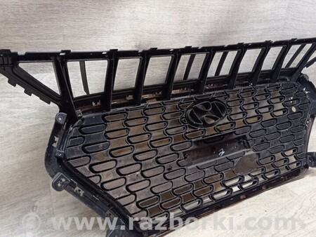 ФОТО Решетка радиатора бампера переднего для Hyundai i30 Київ