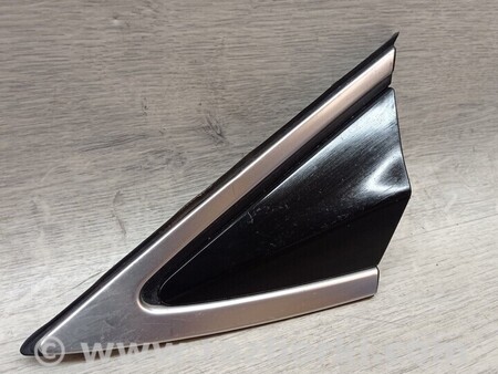 ФОТО Молдинг накладка трикутник крила двері дверки дзеркала для Hyundai i40 Киев