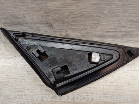 ФОТО Молдинг накладка трикутник крила двері дверки дзеркала для Hyundai i40 Киев