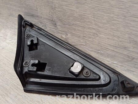 ФОТО Молдинг накладка трикутник крила двері дверки дзеркала для Hyundai i40 Киев