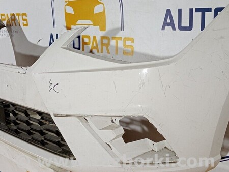 ФОТО Бампер передний трещина для Seat Ibiza Киев