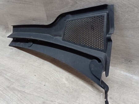 ФОТО Жабо водовідвід накладка під лобове скло права для Seat Ibiza Киев