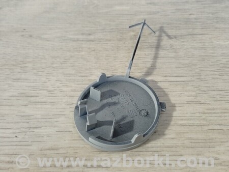 ФОТО Заглушка бампера буксировочного крюка задняя для Seat Ibiza Киев