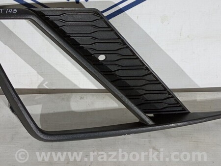 ФОТО Решетка бампера переднего левая для Seat Ibiza Киев