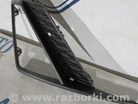 ФОТО Решетка бампера переднего левая для Seat Ibiza Киев