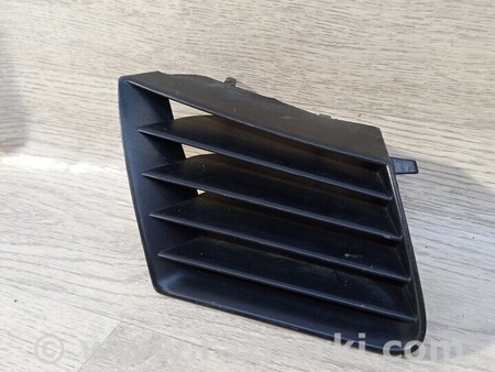 ФОТО Решетка бампера переднего правая для Seat Ibiza Киев