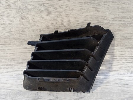 ФОТО Решетка бампера переднего правая для Seat Ibiza Киев