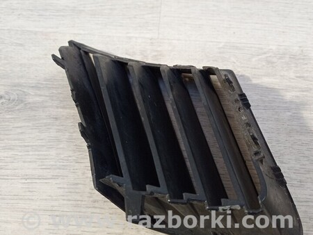 ФОТО Решетка бампера переднего правая для Seat Ibiza Киев