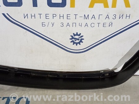 ФОТО Спойлер переднего бампера правая Спойлер переднього бампера для Seat Ibiza Киев