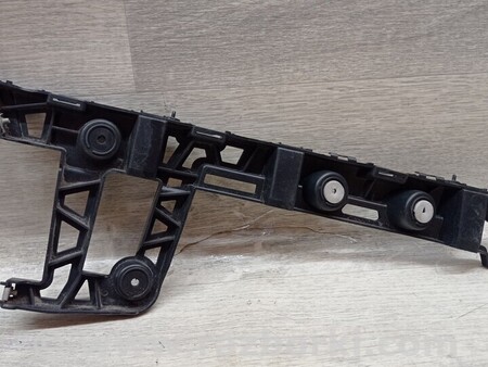 ФОТО Кронштейн кріплення заднього бампера правий для Opel Insignia Киев