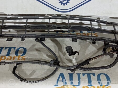 ФОТО Решетка бампера переднего центральная проводкой решітка для Opel Insignia Киев