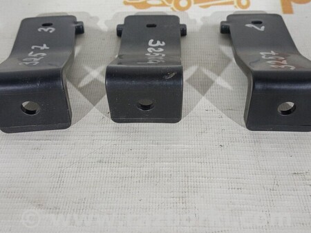 ФОТО Кронштейн заднього бампера для Hyundai Ioniq (16-22) Киев