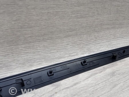 ФОТО Молдинг накладка карти двері внутрішня задня ліва для Volkswagen Jetta (все года выпуска + USA) Киев