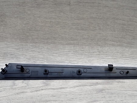 ФОТО Молдинг накладка карти двері внутрішня задня права для Volkswagen Jetta (все года выпуска + USA) Киев