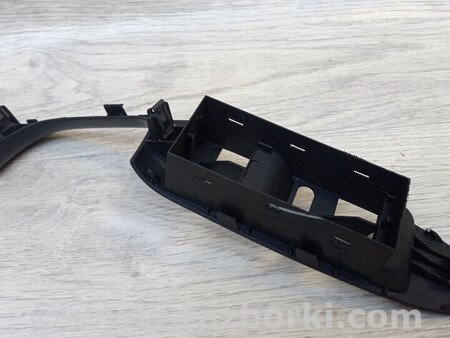 ФОТО Накладка рамка блоку модуля кнопок управління склопідіймачами для Volkswagen Jetta (все года выпуска + USA) Киев