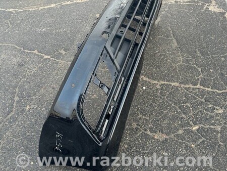 ФОТО Рестайлінг Бампер передний нижньою решіткою для Volkswagen Jetta (все года выпуска + USA) Киев