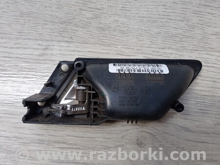 ФОТО Ручка дверей салона задня права для Volkswagen Jetta (все года выпуска + USA) Киев