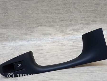 ФОТО Ручка двері дверки внутрішня передня права для Volkswagen Jetta (все года выпуска + USA) Киев