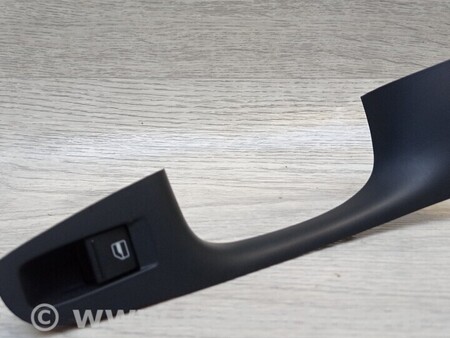 ФОТО Ручка двері дверки внутрішня передня права для Volkswagen Jetta (все года выпуска + USA) Киев