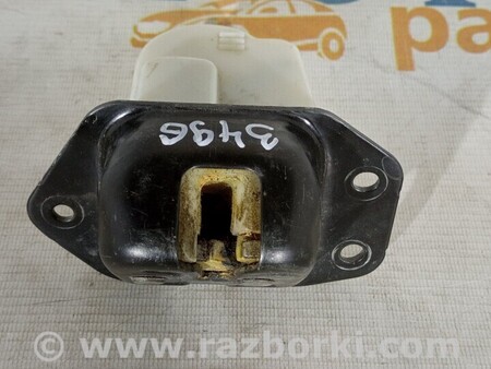 ФОТО Замок крышки багажника замок кришки багажника для Nissan Juke (10-19) Киев