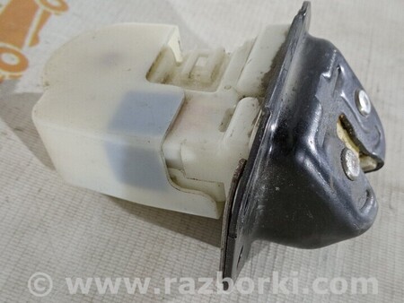 ФОТО Замок крышки багажника замок кришки багажника для Nissan Juke (10-19) Киев