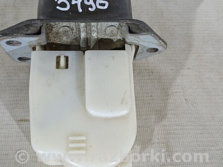 ФОТО Замок крышки багажника замок кришки багажника для Nissan Juke (10-19) Киев