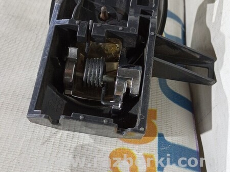 ФОТО Ручка двери передней внутренняя Ручка двері передньої для Nissan Juke (10-19) Киев