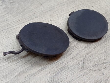 ФОТО Заглушка бампера буксировочного крюка передняя для Ford Ka Киев