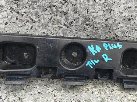 ФОТО Кронштейн бампера заднього лівий Кронштейн бампера заднего для Ford Ka Киев