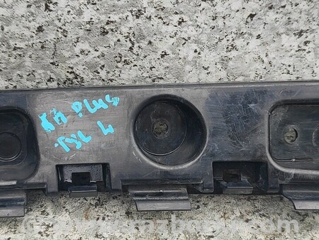 ФОТО Кронштейн бампера заднього лівий Кронштейн бампера заднего для Ford Ka Киев