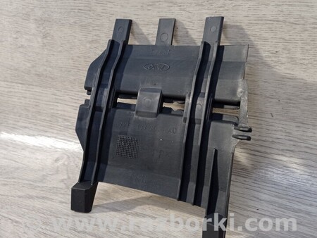 ФОТО Кронштейн бампера переднего правый для Ford Ka Киев