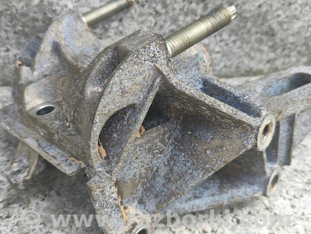 ФОТО Кронштейн подушка двигателя для Ford Ka Киев