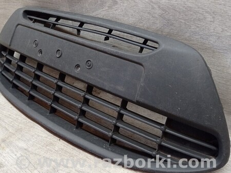 ФОТО Решетка радиатора бампера переднего для Ford Ka Киев