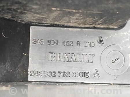 ФОТО Корпус блока предохранителей для Renault Kangoo Киев